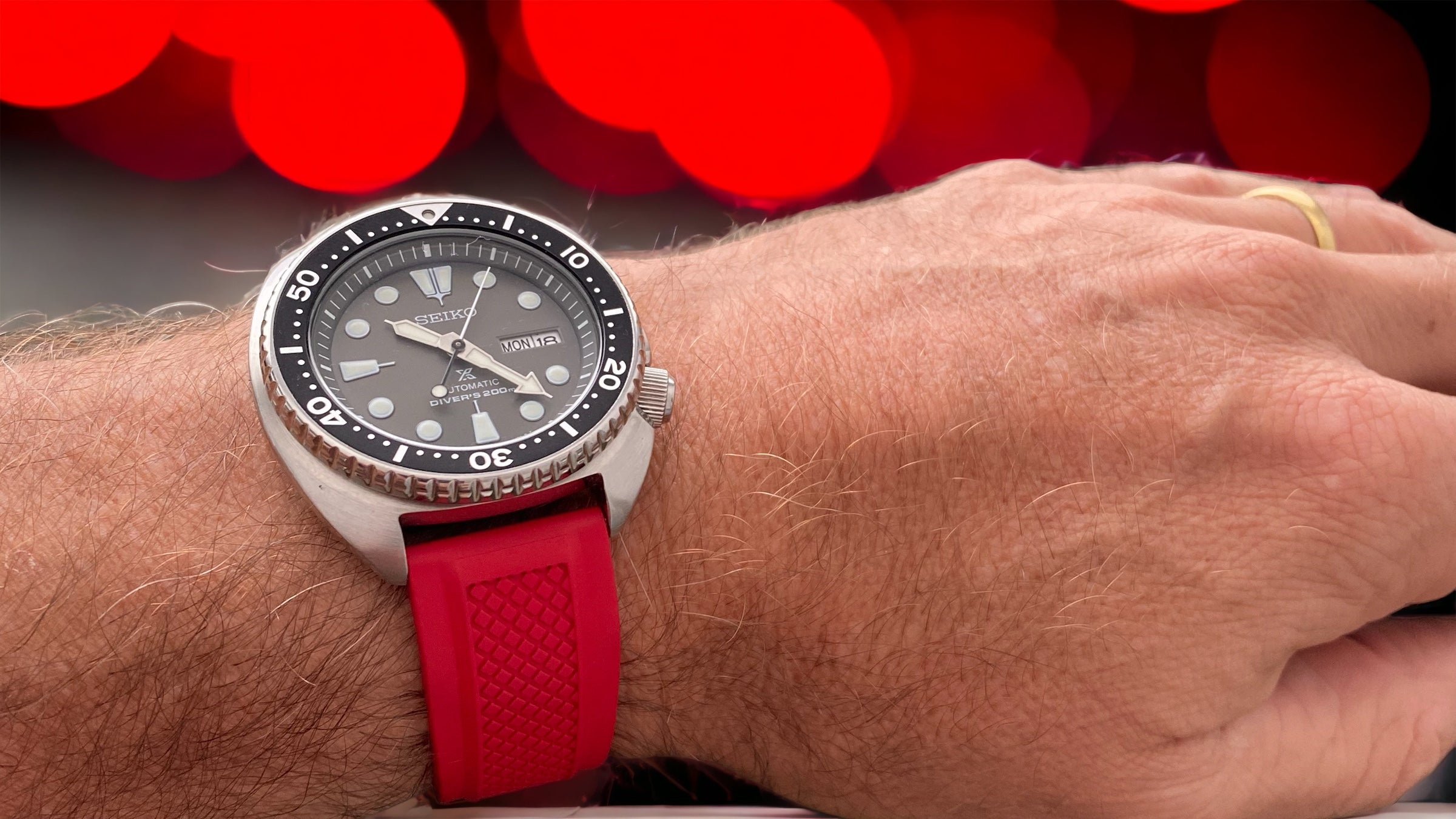 Seiko turtle store red